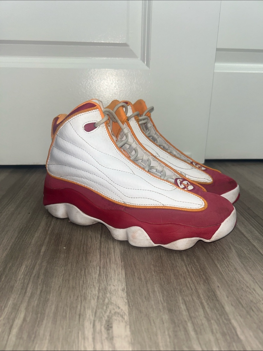 ♻️ Jordan Pro Strong
White Cardinal Red Vivid Orange